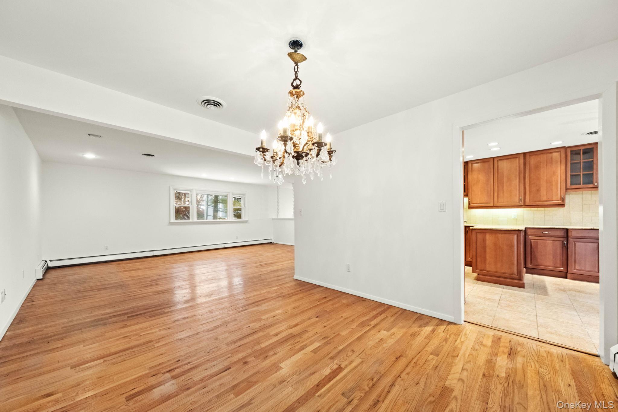 32 Bramble Brook Road, Ardsley, NY 10502