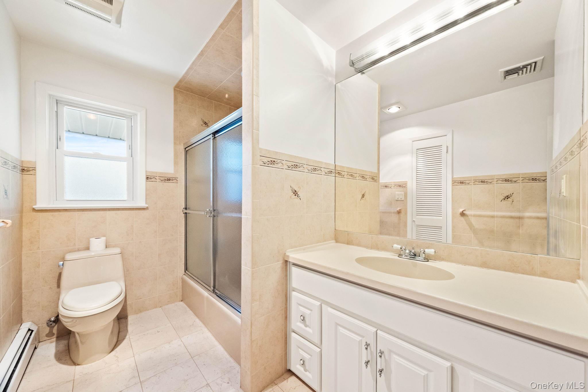 32 Bramble Brook Road, Ardsley, NY 10502