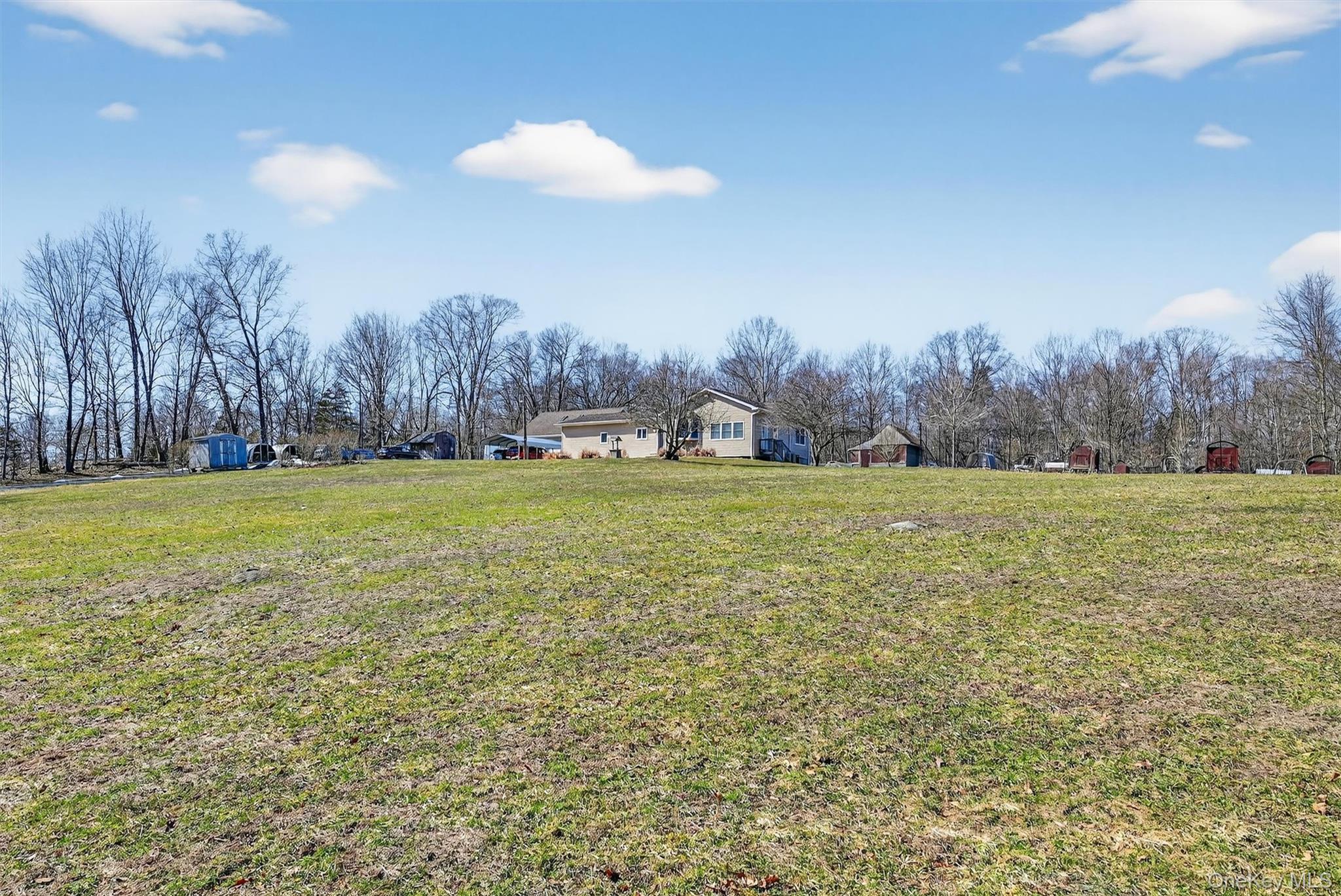 130 Dunthorne Drive, Bloomingburg, NY 12721