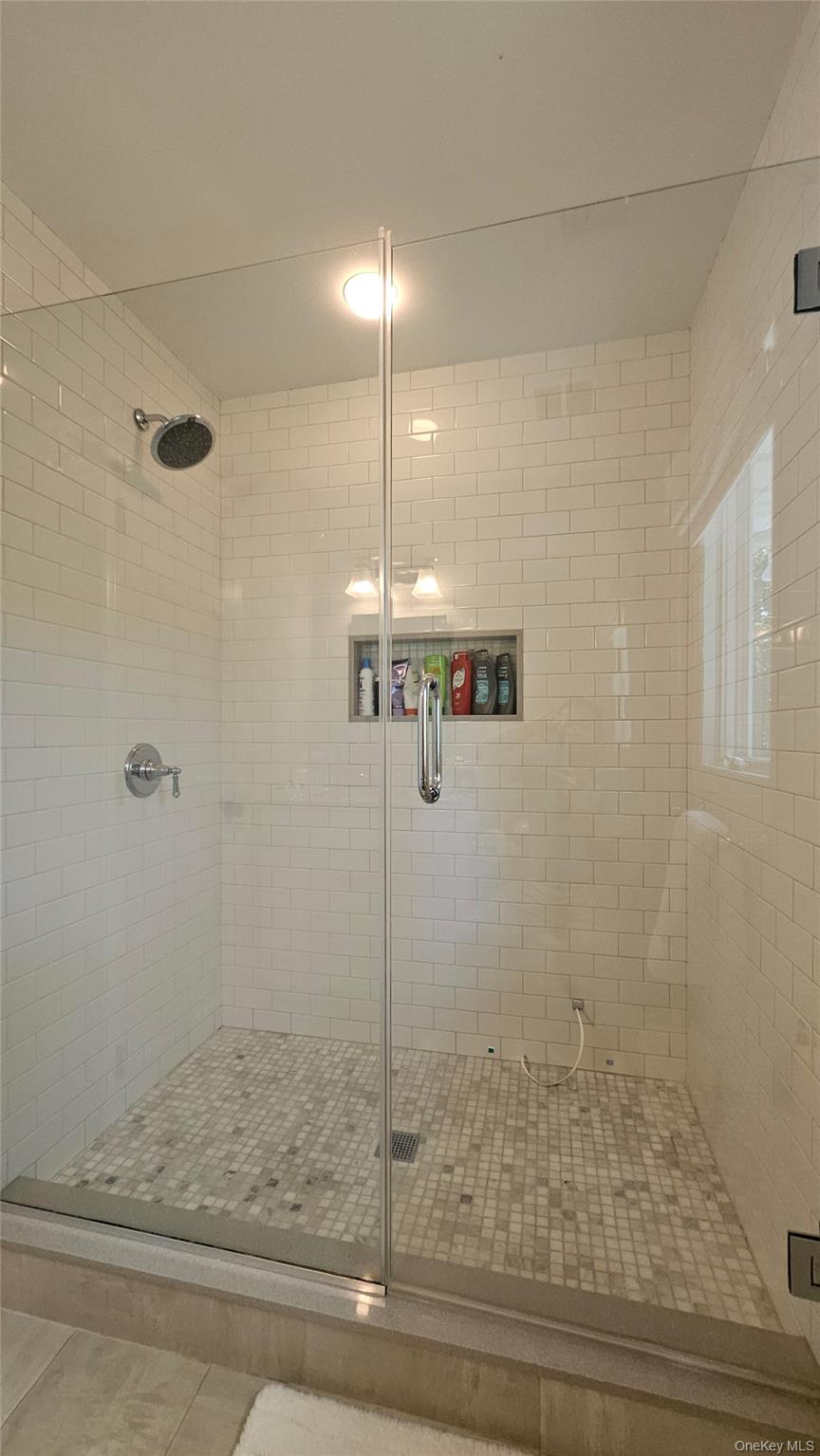 11 John Street, Westhampton Beach, NY 11978