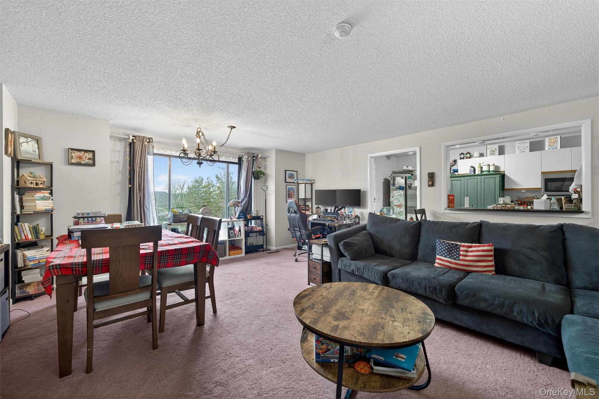 15 Kings Court, Nanuet, NY 10954