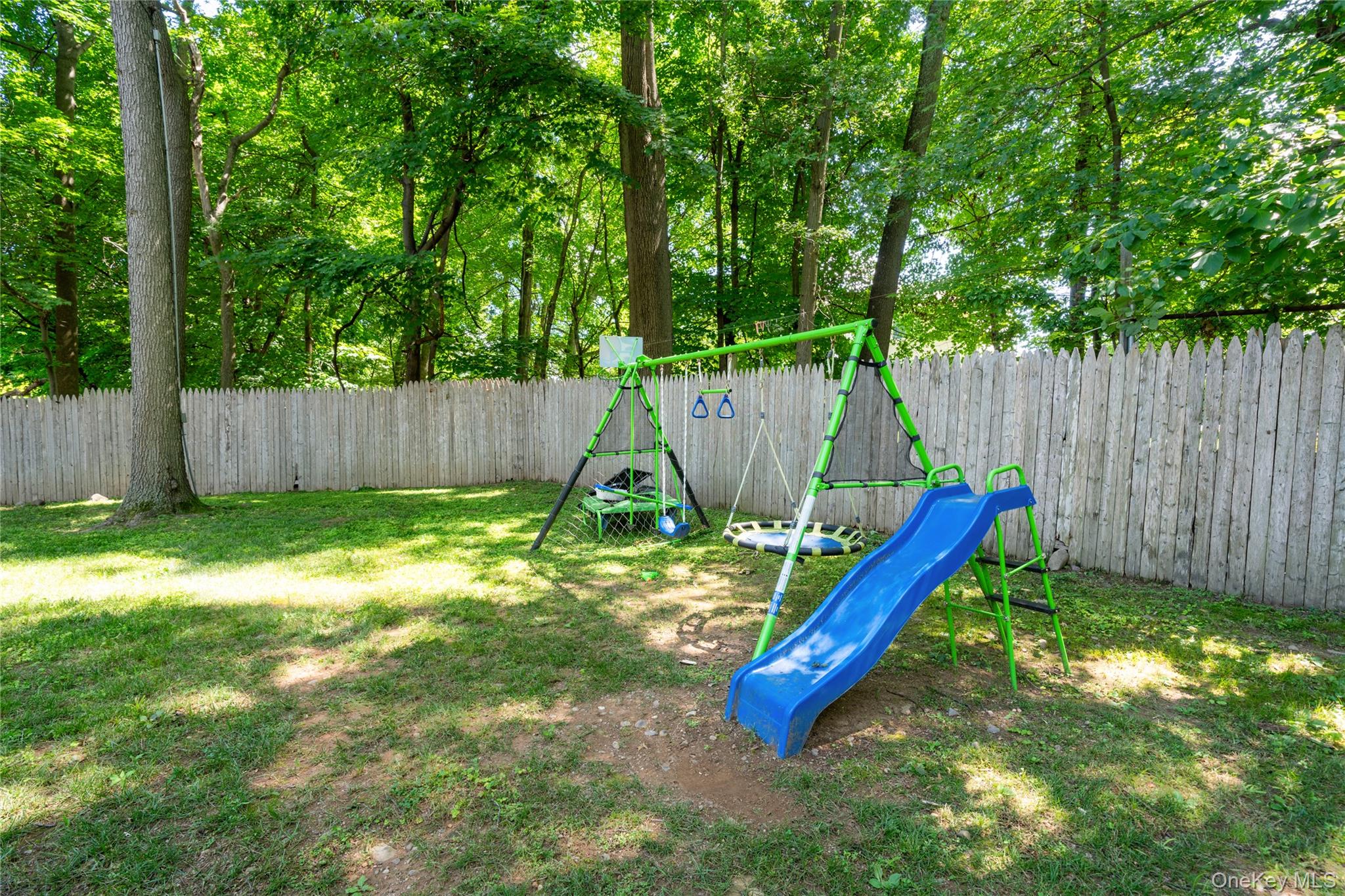 9 E Stemmer Lane, Suffern, NY 10901