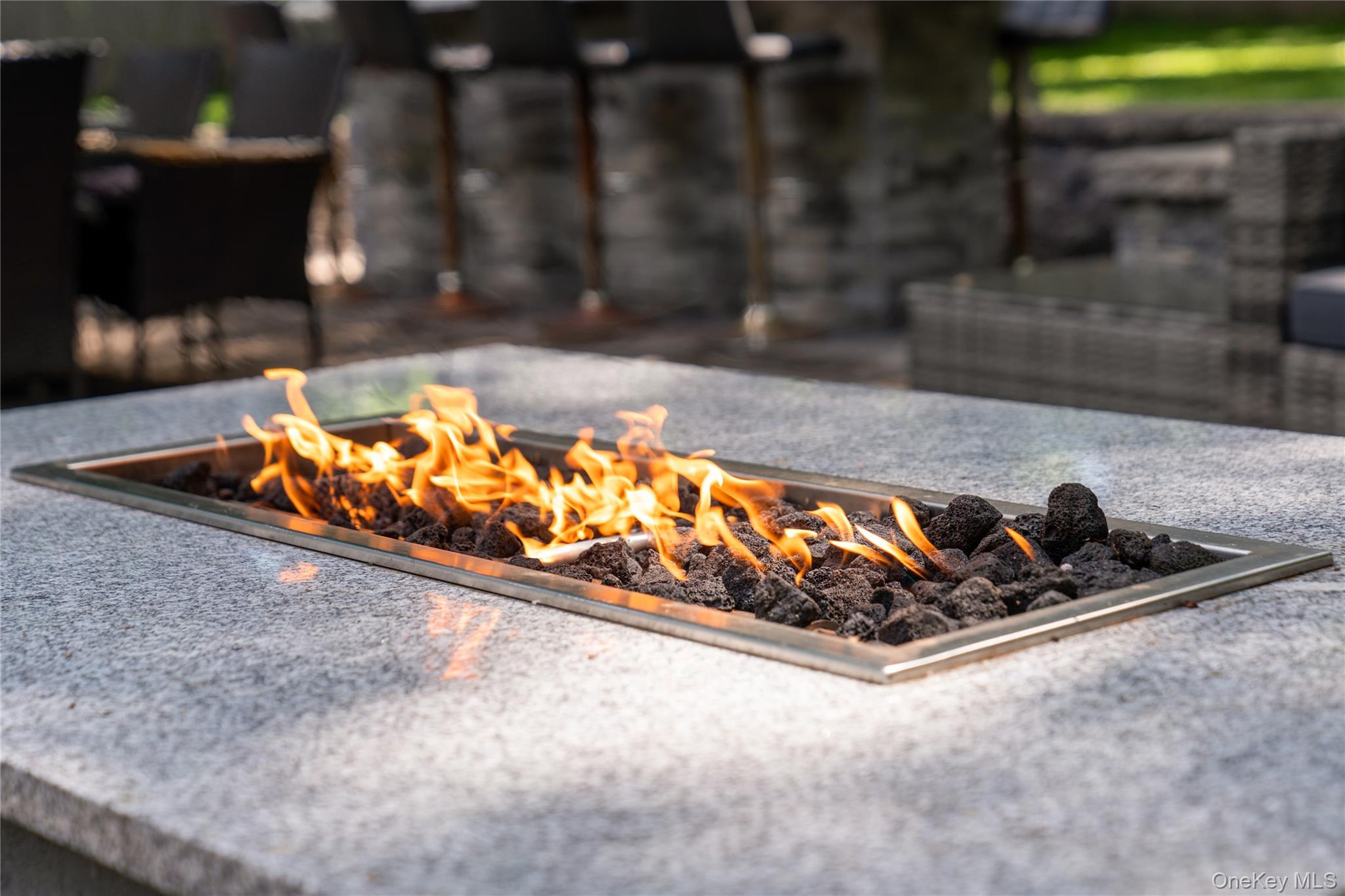 9 E Stemmer Lane, Suffern, NY 10901