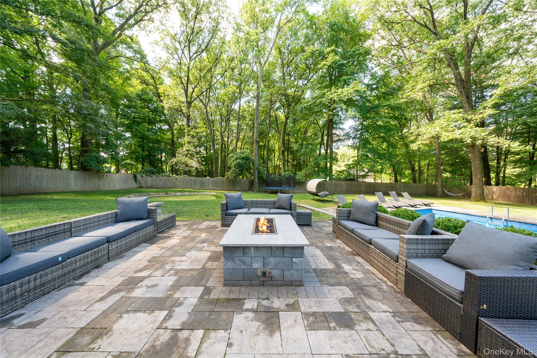 9 E Stemmer Lane, Suffern, NY 10901