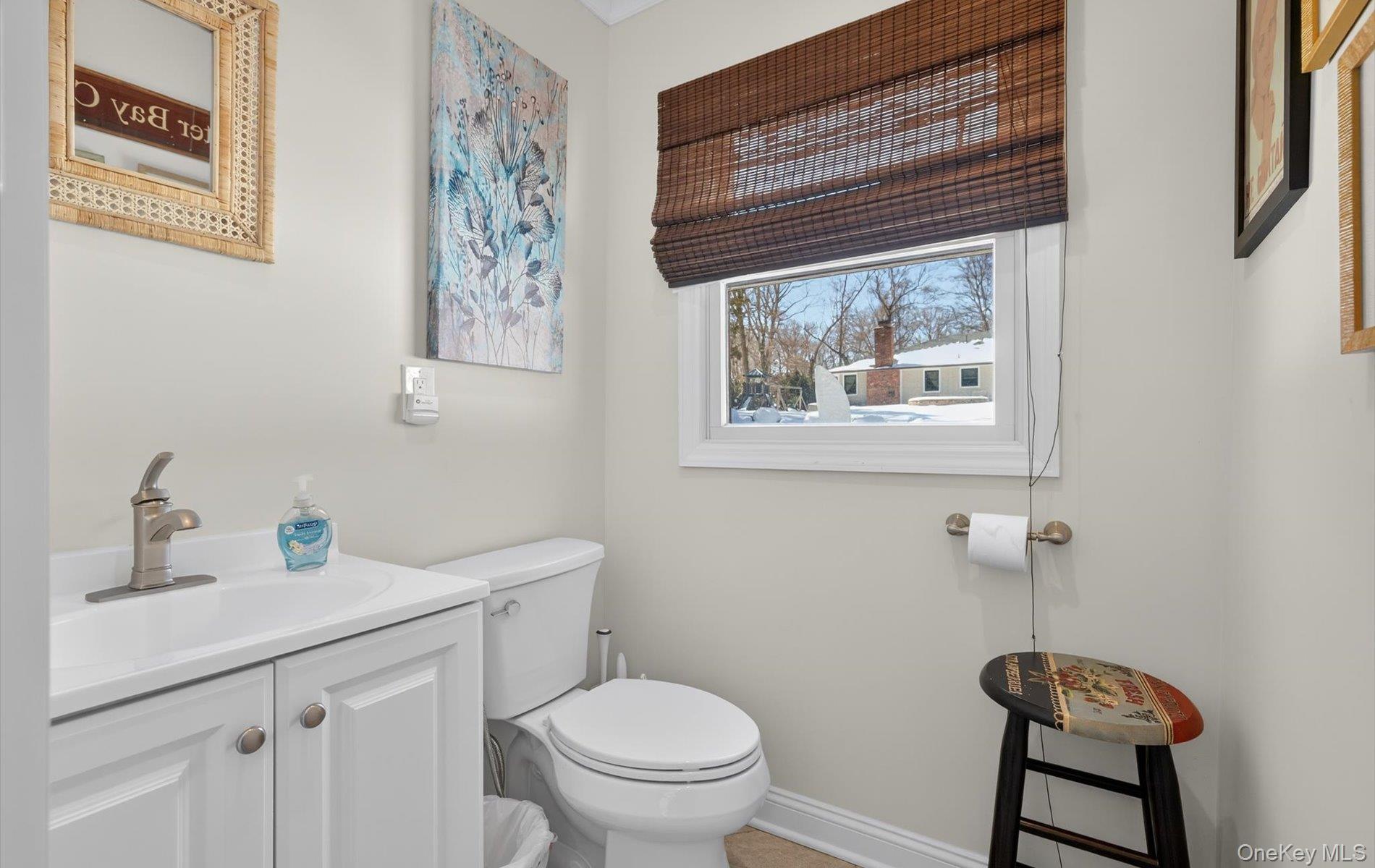 15 Tiber Road, Syosset, NY 11791