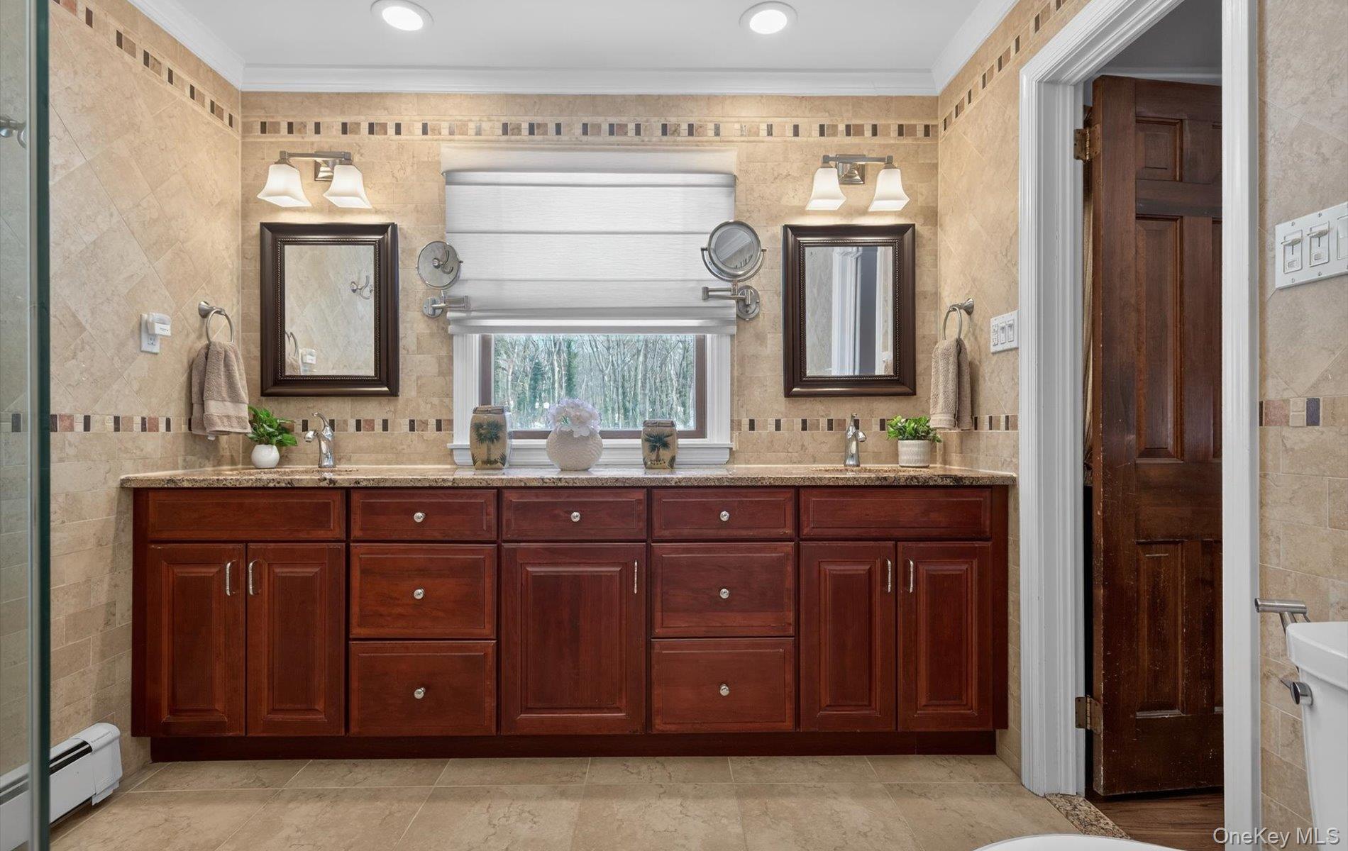 15 Tiber Road, Syosset, NY 11791