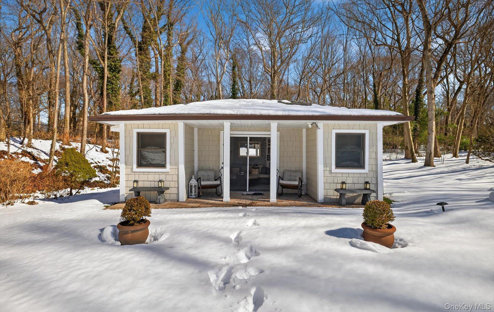 15 Tiber Road, Syosset, NY 11791