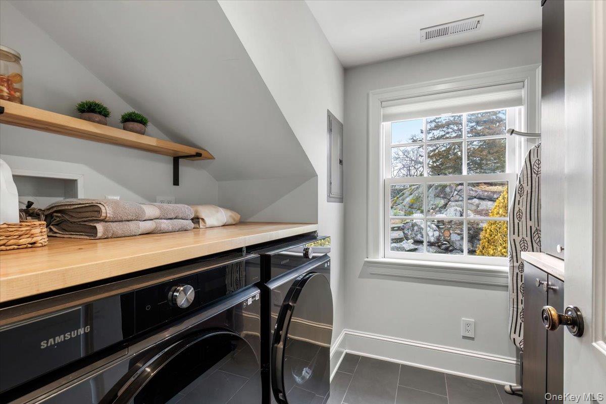 15 Braxmar Drive S, Harrison, NY 10528