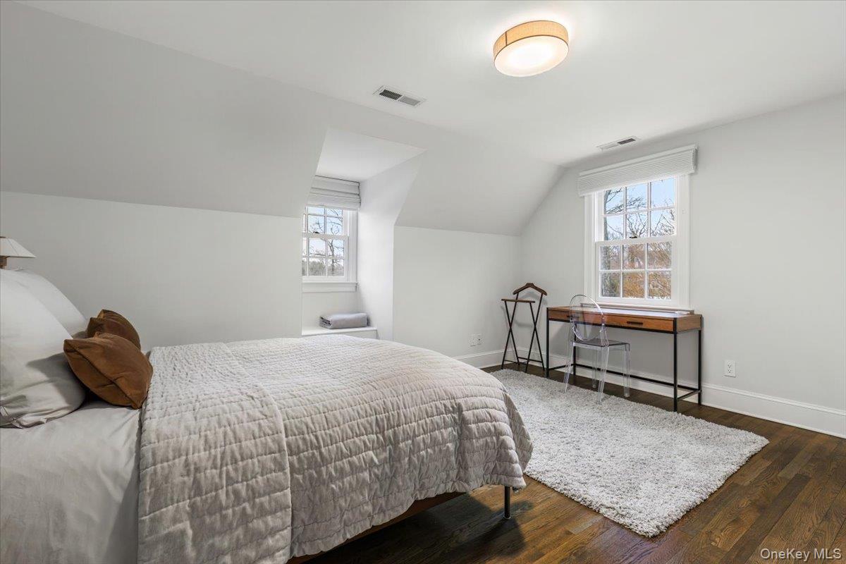 15 Braxmar Drive S, Harrison, NY 10528