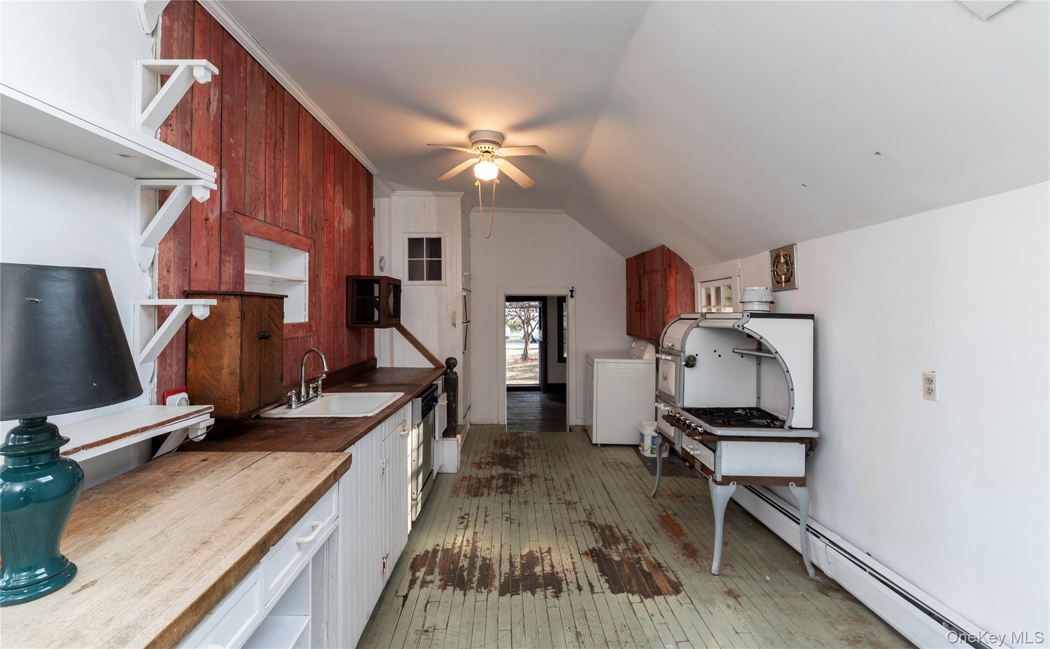 118 Washington Spring Road, Palisades, NY 10964