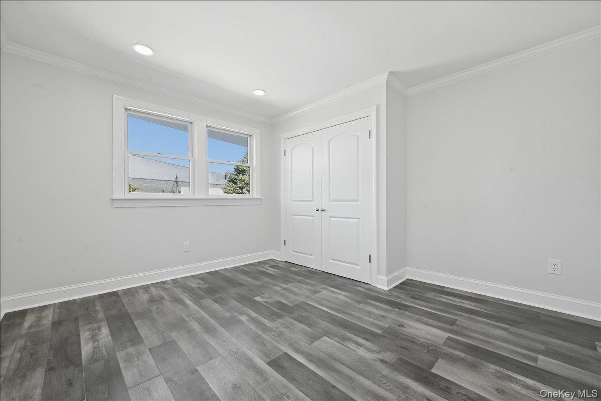 38 Bobolink Lane, Levittown, NY 11756