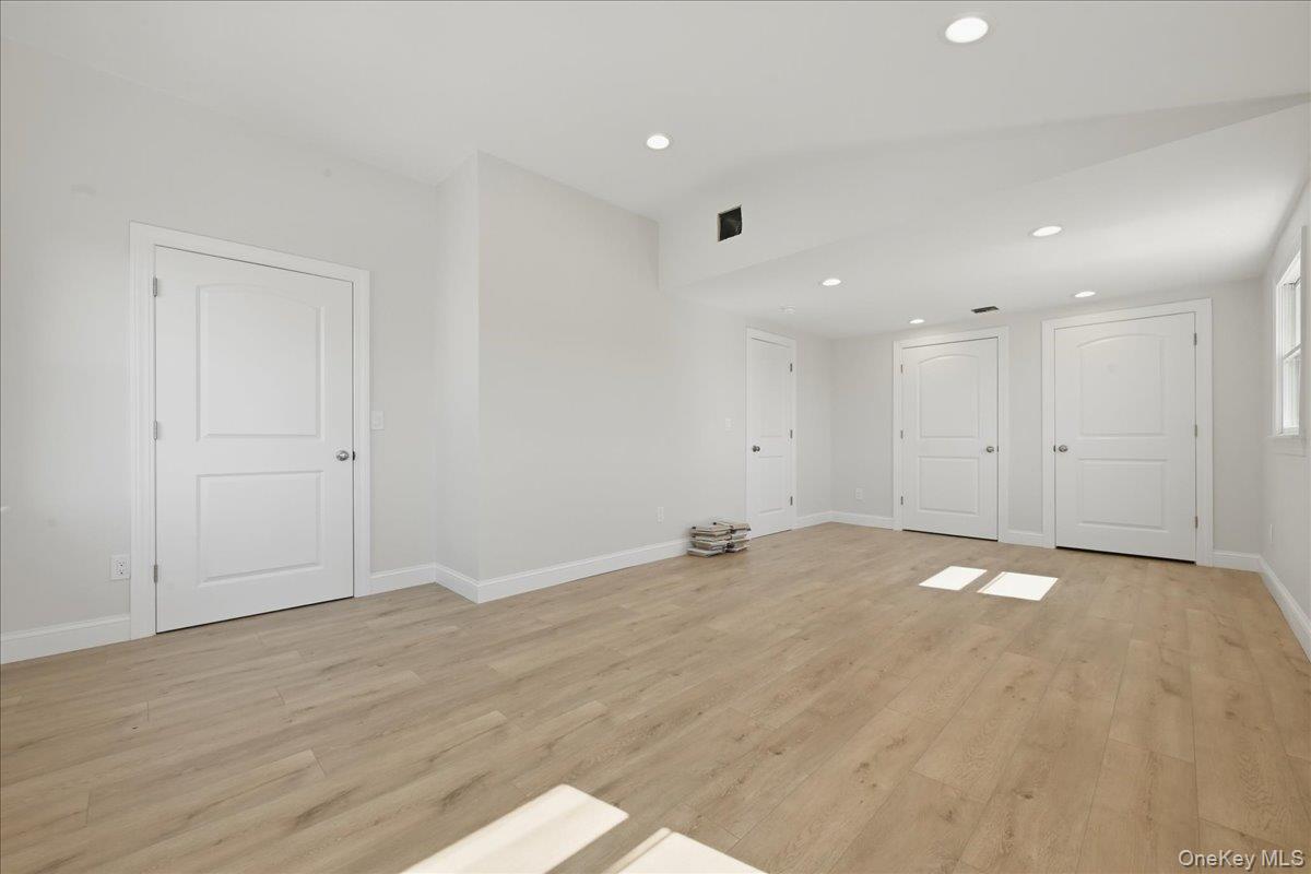 38 Bobolink Lane, Levittown, NY 11756