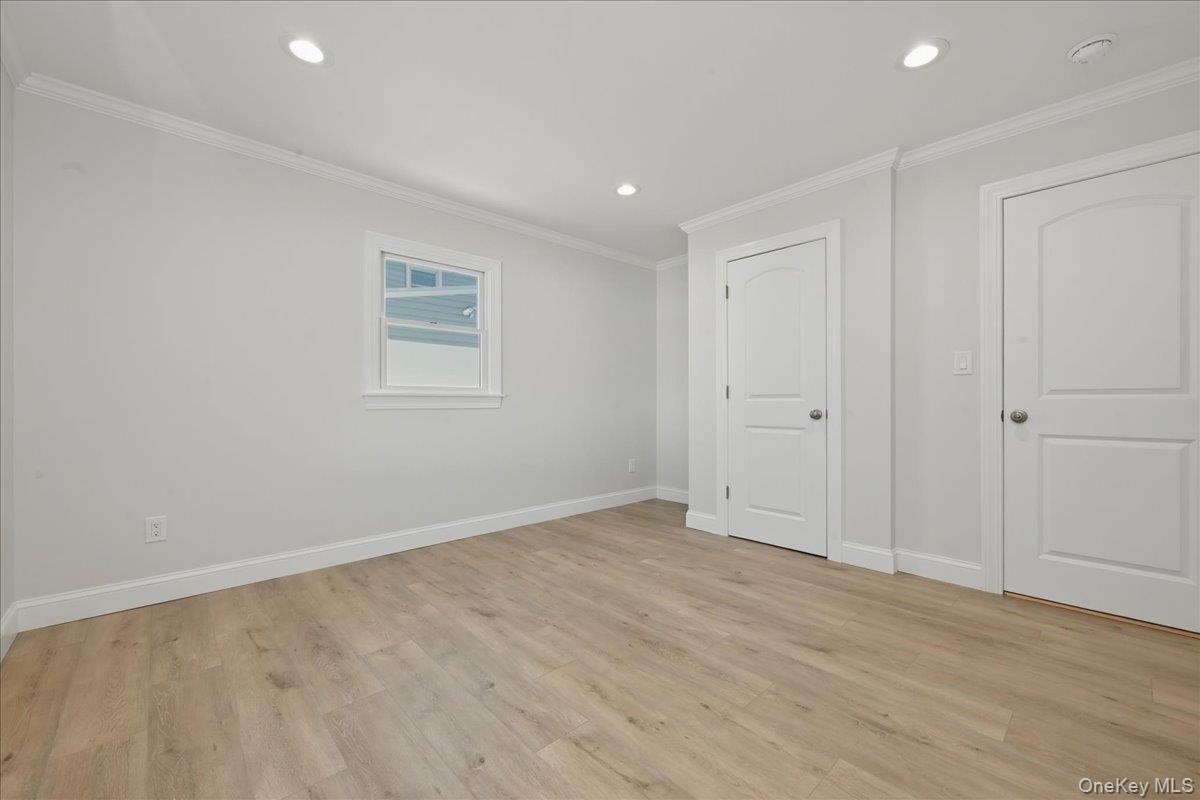 38 Bobolink Lane, Levittown, NY 11756