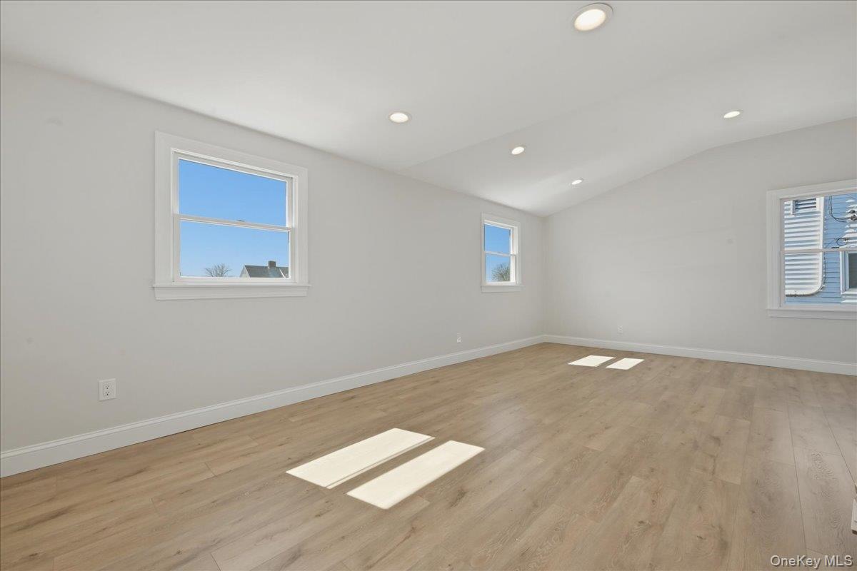 38 Bobolink Lane, Levittown, NY 11756