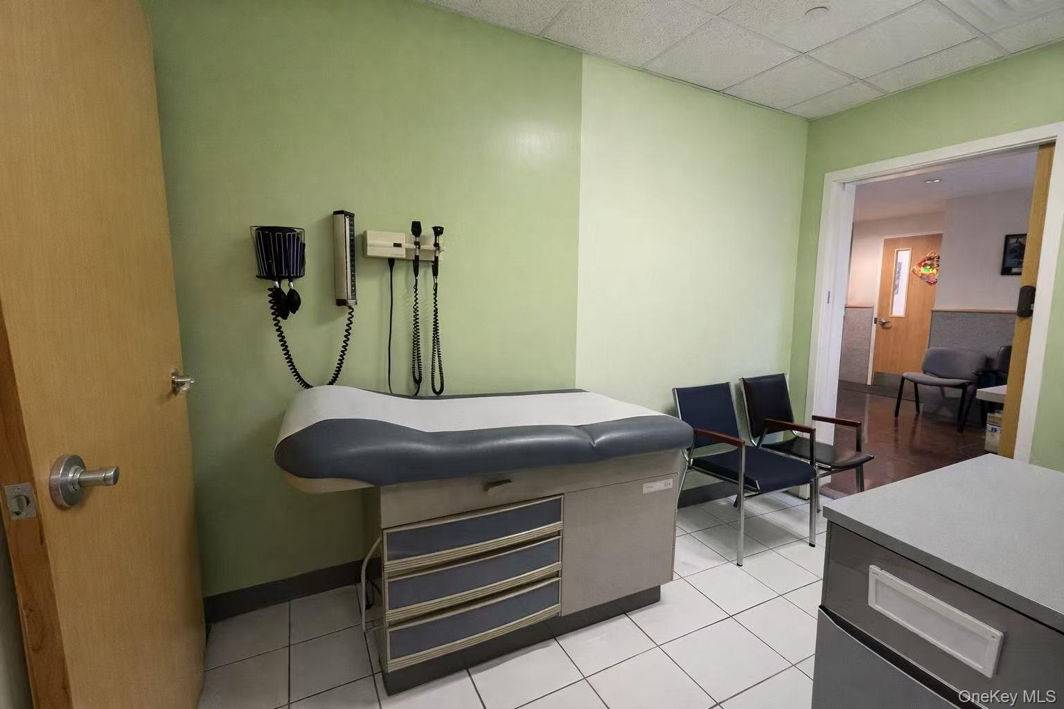 128 Mott Street # 301, New York (Manhattan), NY 10013