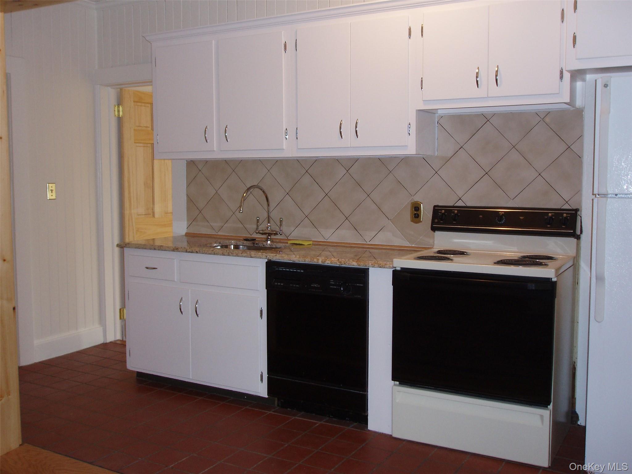 953 Ripley Lane, Oyster Bay, NY 11771