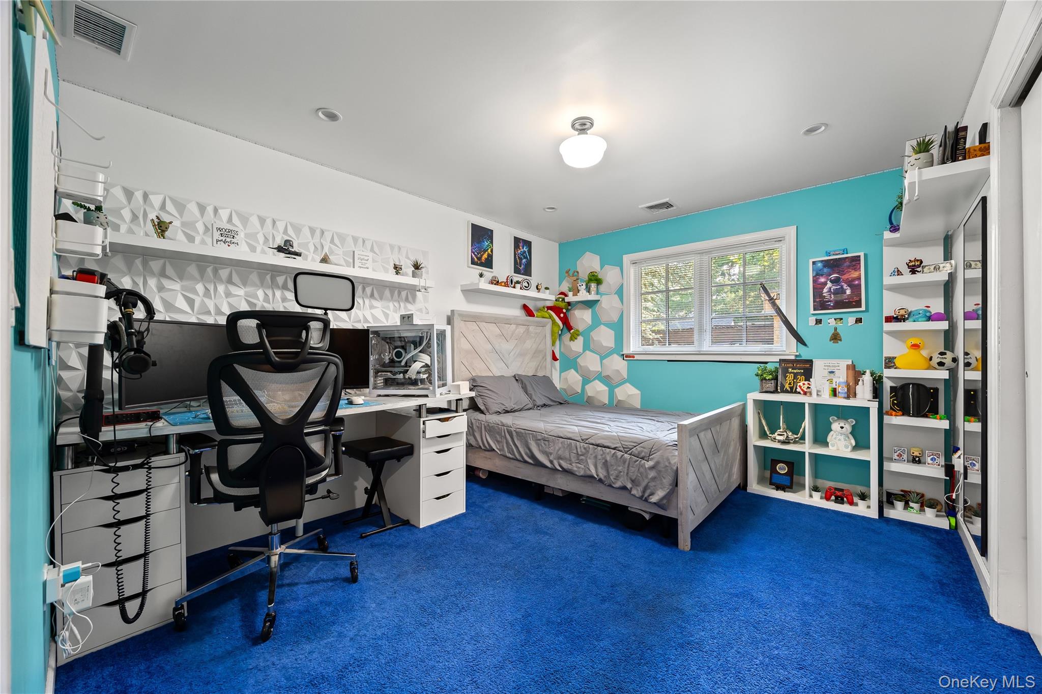 378 Beverly Road, Douglaston, NY 11363