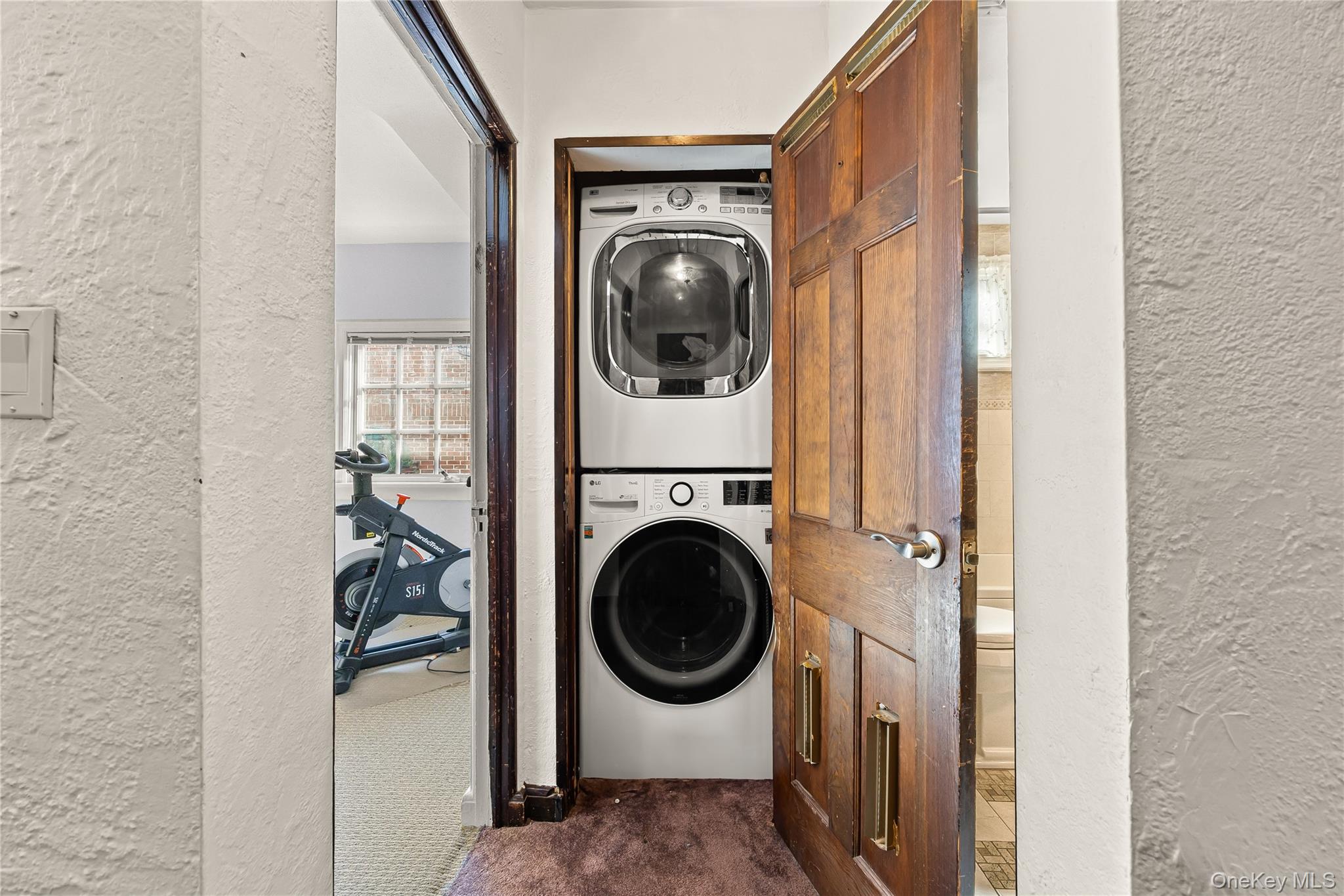 378 Beverly Road, Douglaston, NY 11363