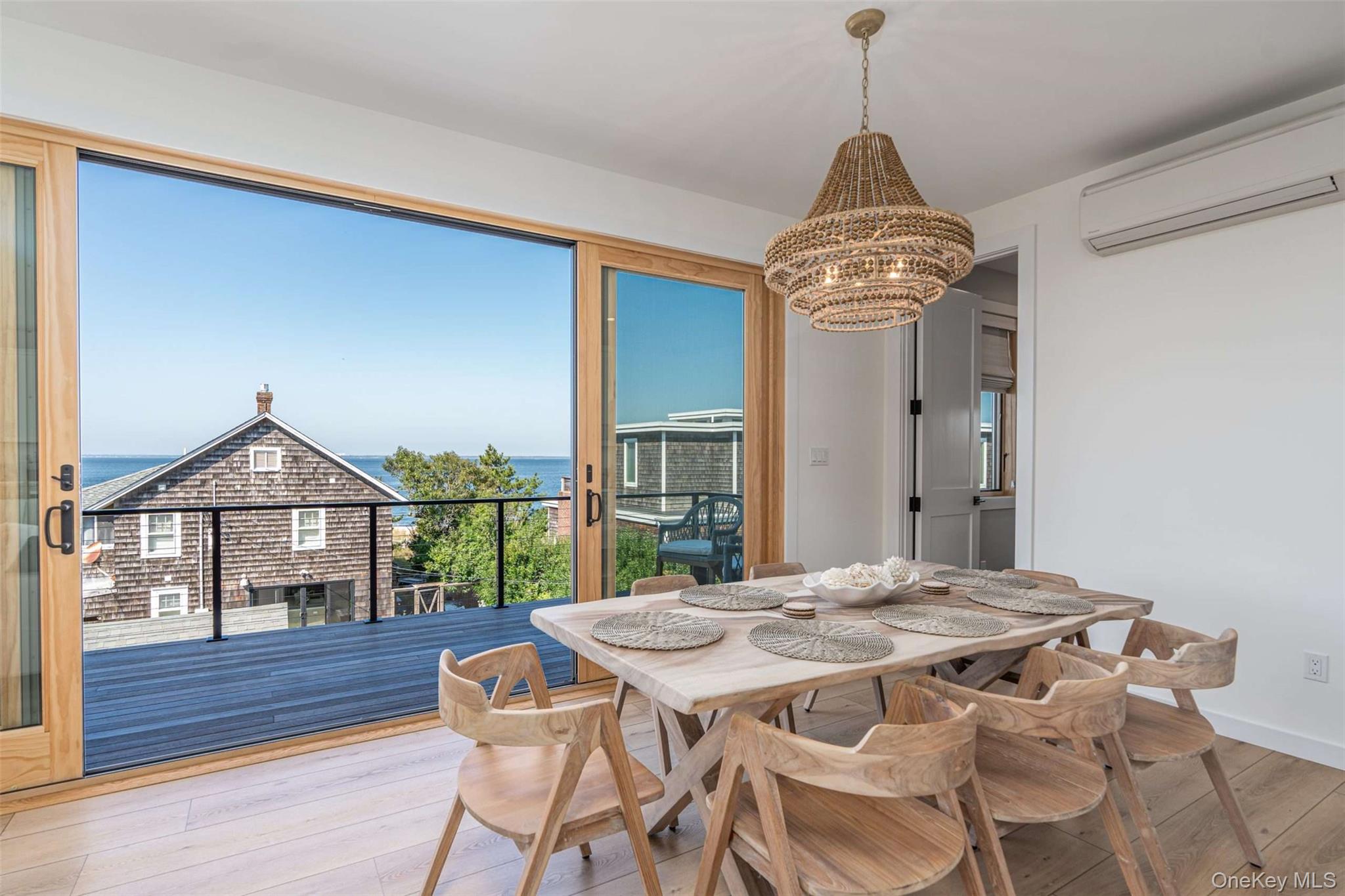 4 Atlantic Avenue, Seaview, NY 11770