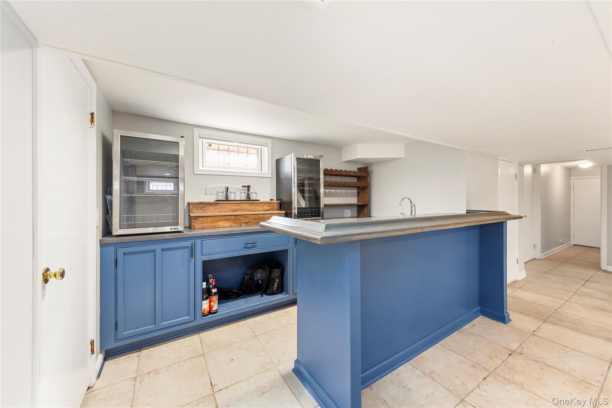 2615 Clearview Expressway, Bayside, NY 11360