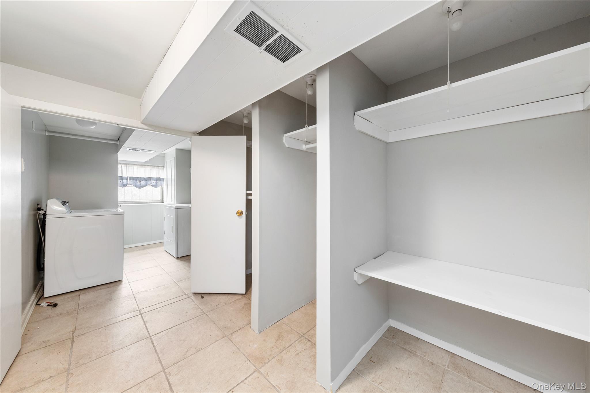 2615 Clearview Expressway, Bayside, NY 11360