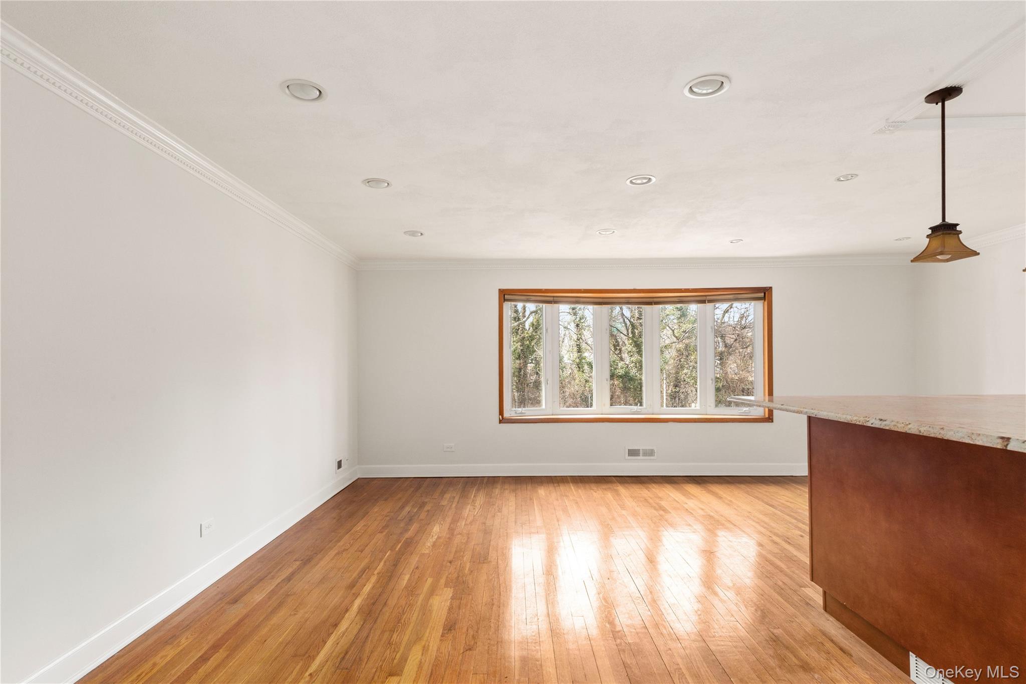 2615 Clearview Expressway, Bayside, NY 11360