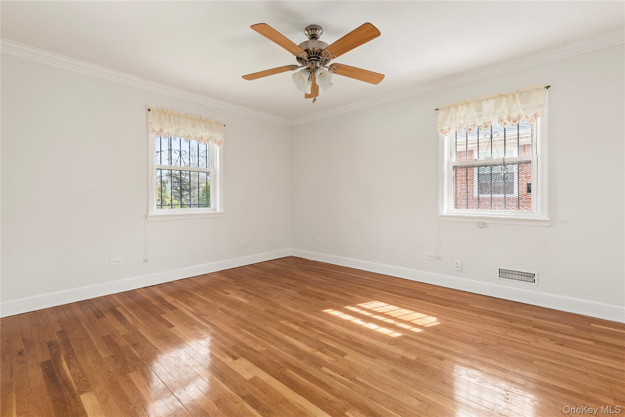 2615 Clearview Expressway, Bayside, NY 11360