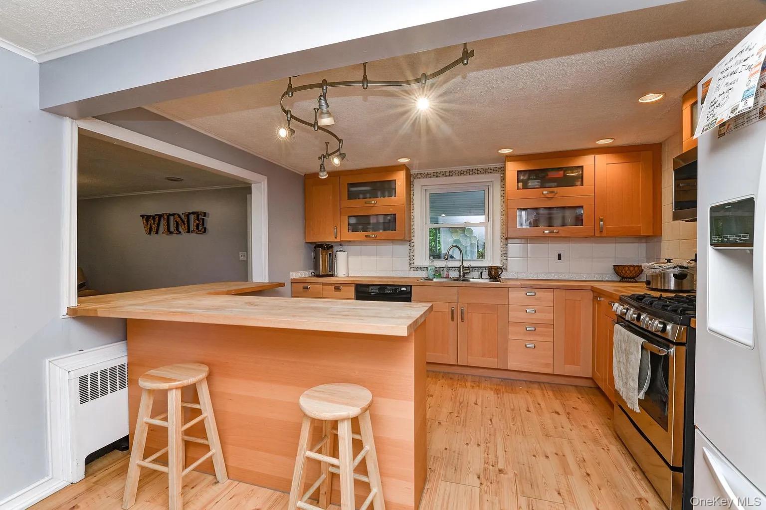 14 Seabird Avenue, Spring Valley, NY 10977