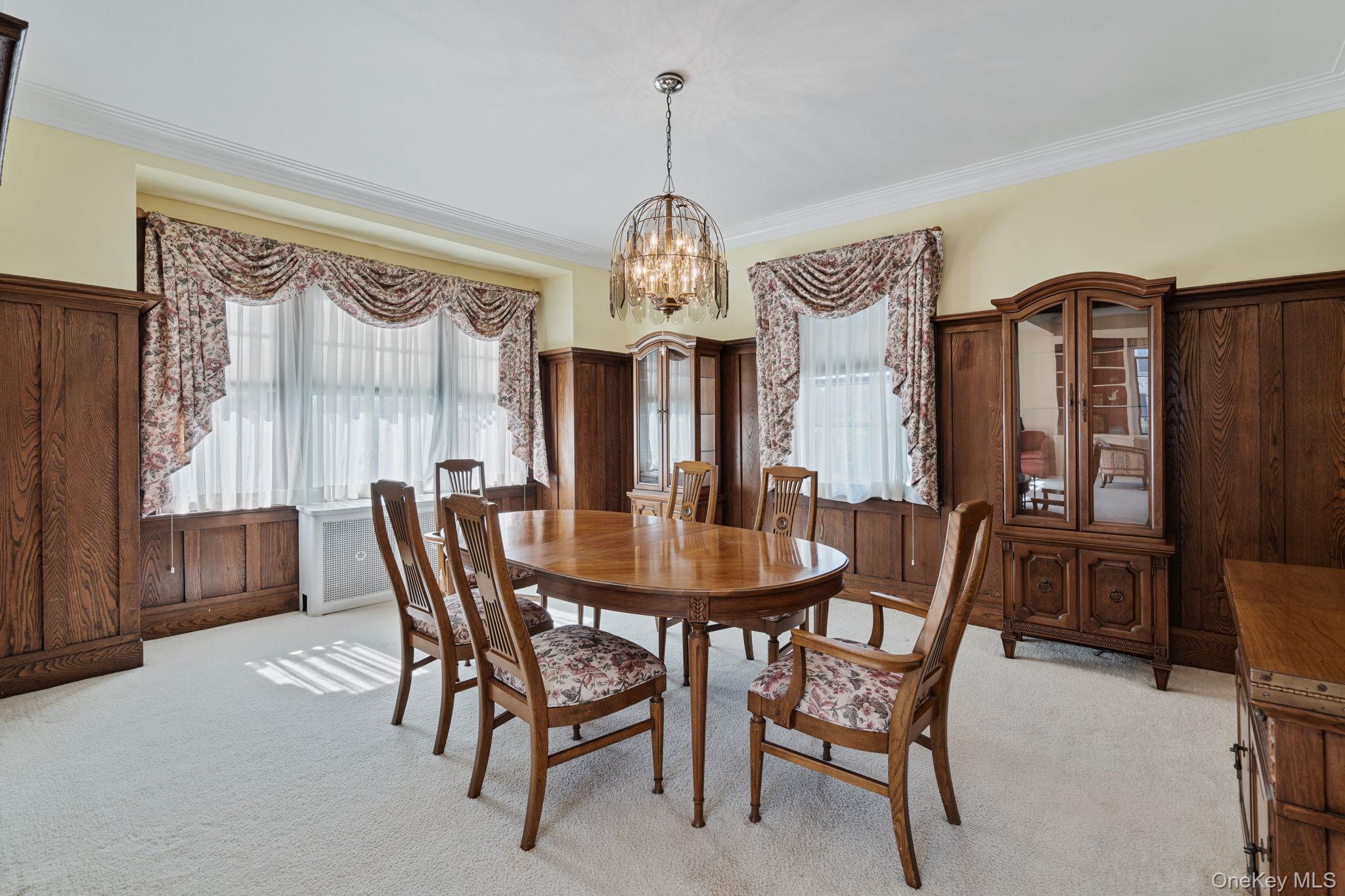 29 Summit Avenue, Lynbrook, NY 11563