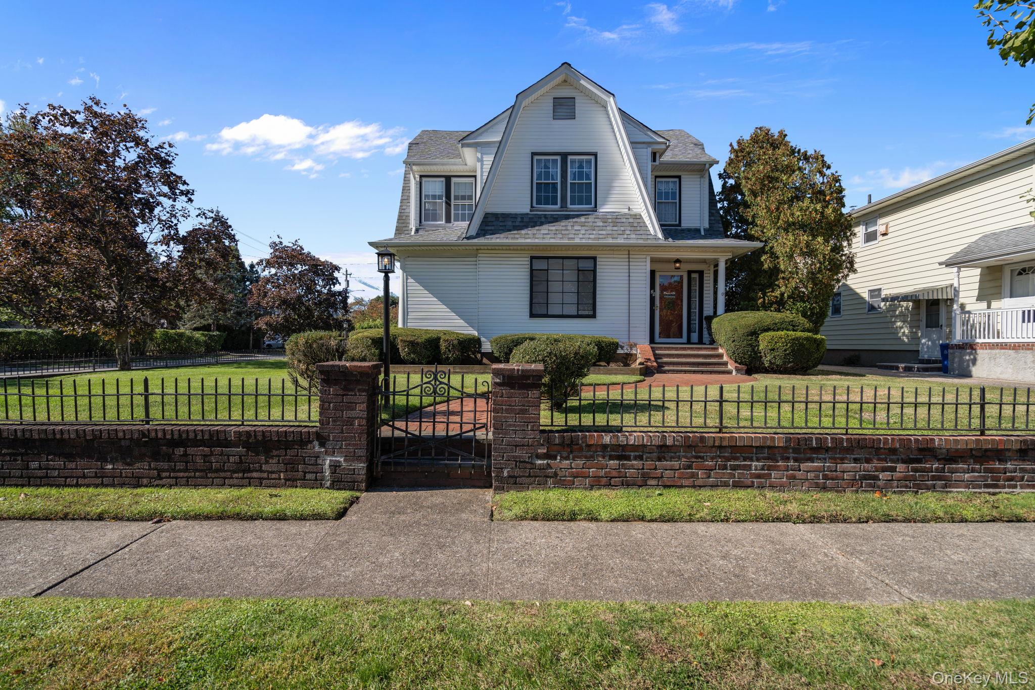 29 Summit Avenue, Lynbrook, NY 11563