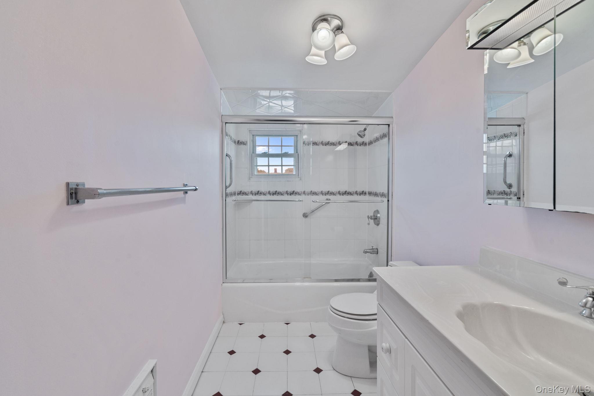 29 Summit Avenue, Lynbrook, NY 11563