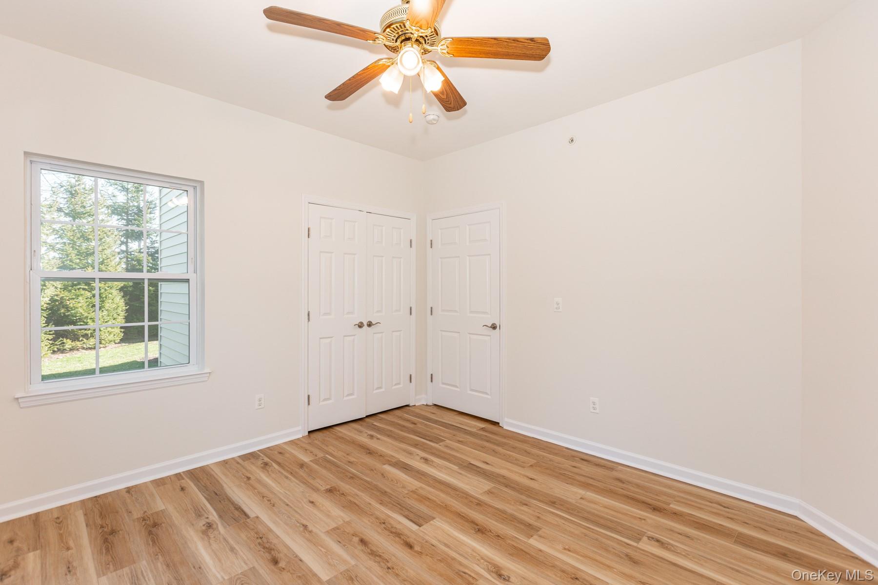 975 Main Street # 12, Farmingdale, NY 11735