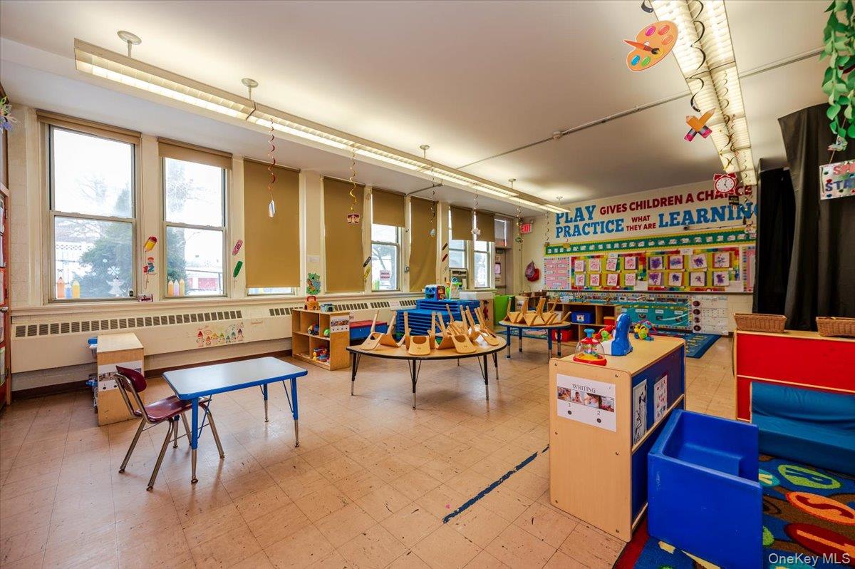 1346 Broadway, Hewlett, NY 11557