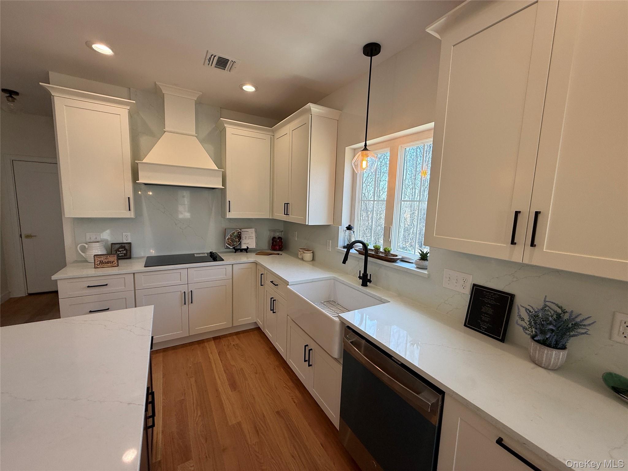 7 Morrow Court, Walden, NY 12586