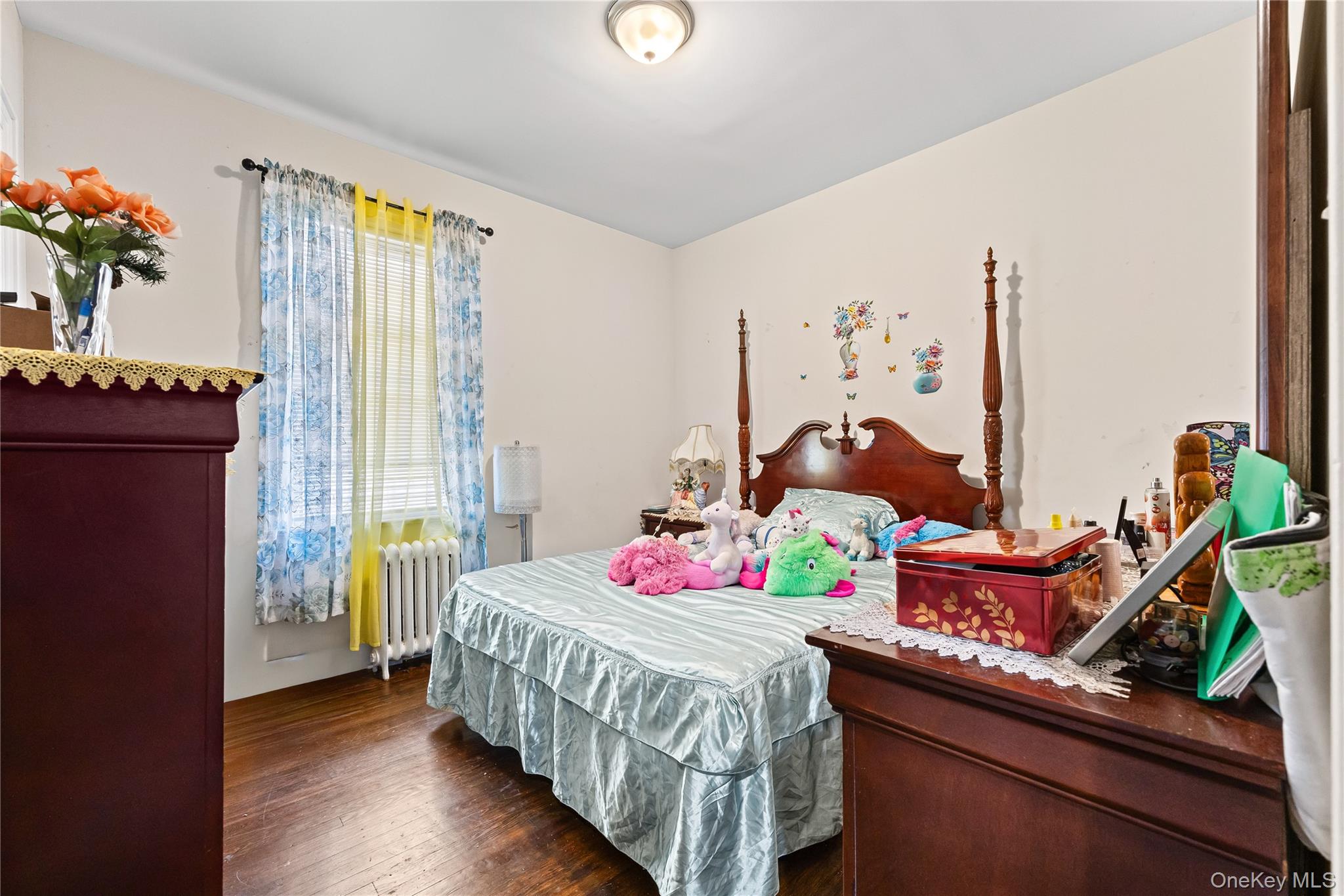 667 E 230th Street, Bronx, NY 10466