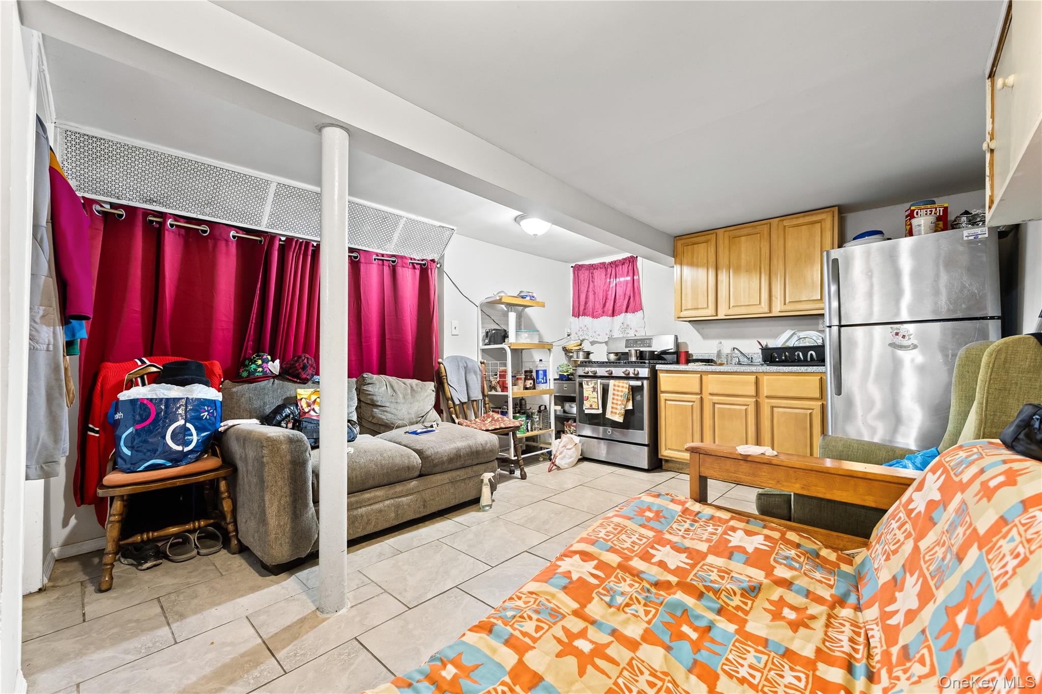 667 E 230th Street, Bronx, NY 10466