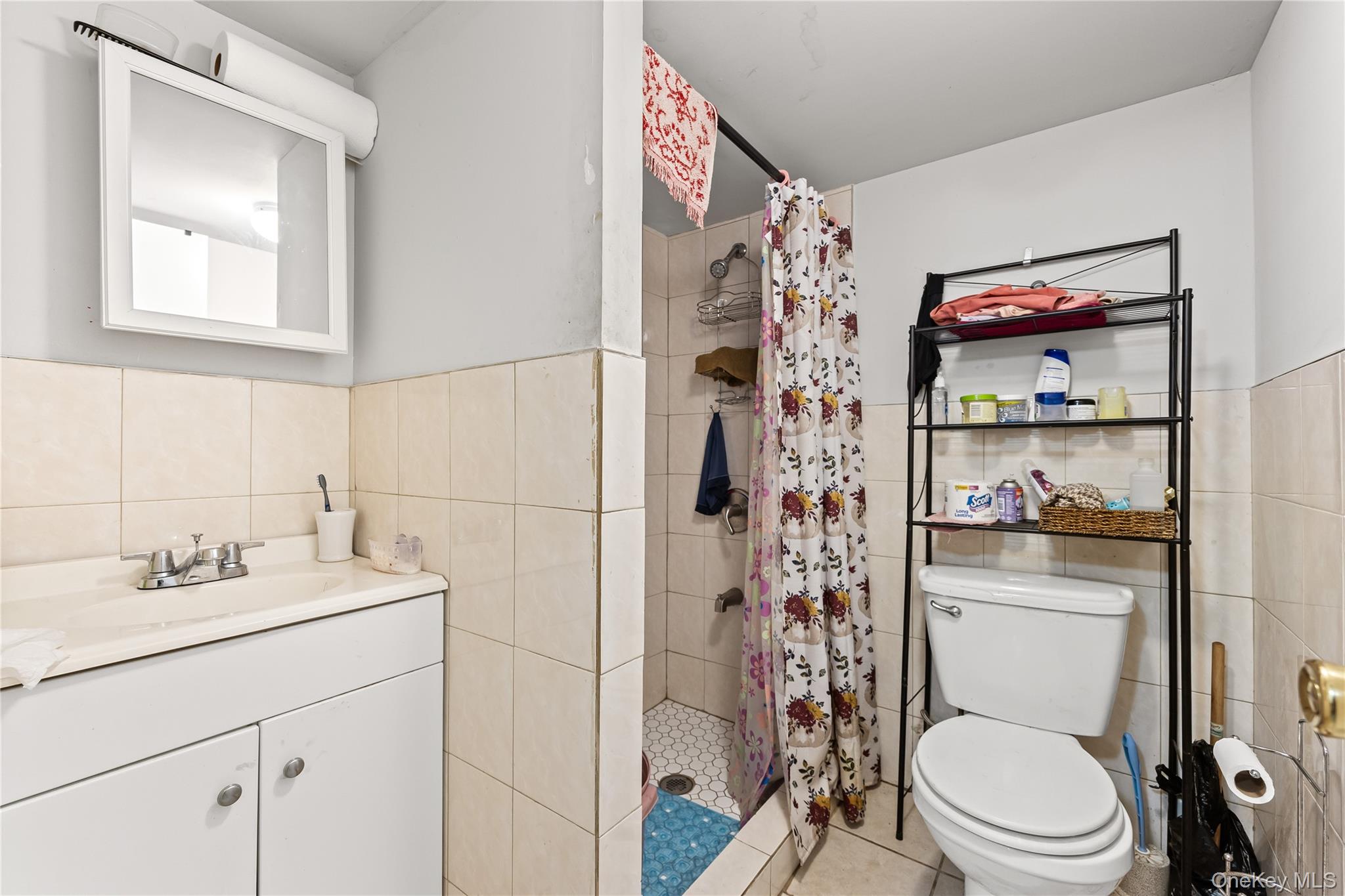 667 E 230th Street, Bronx, NY 10466