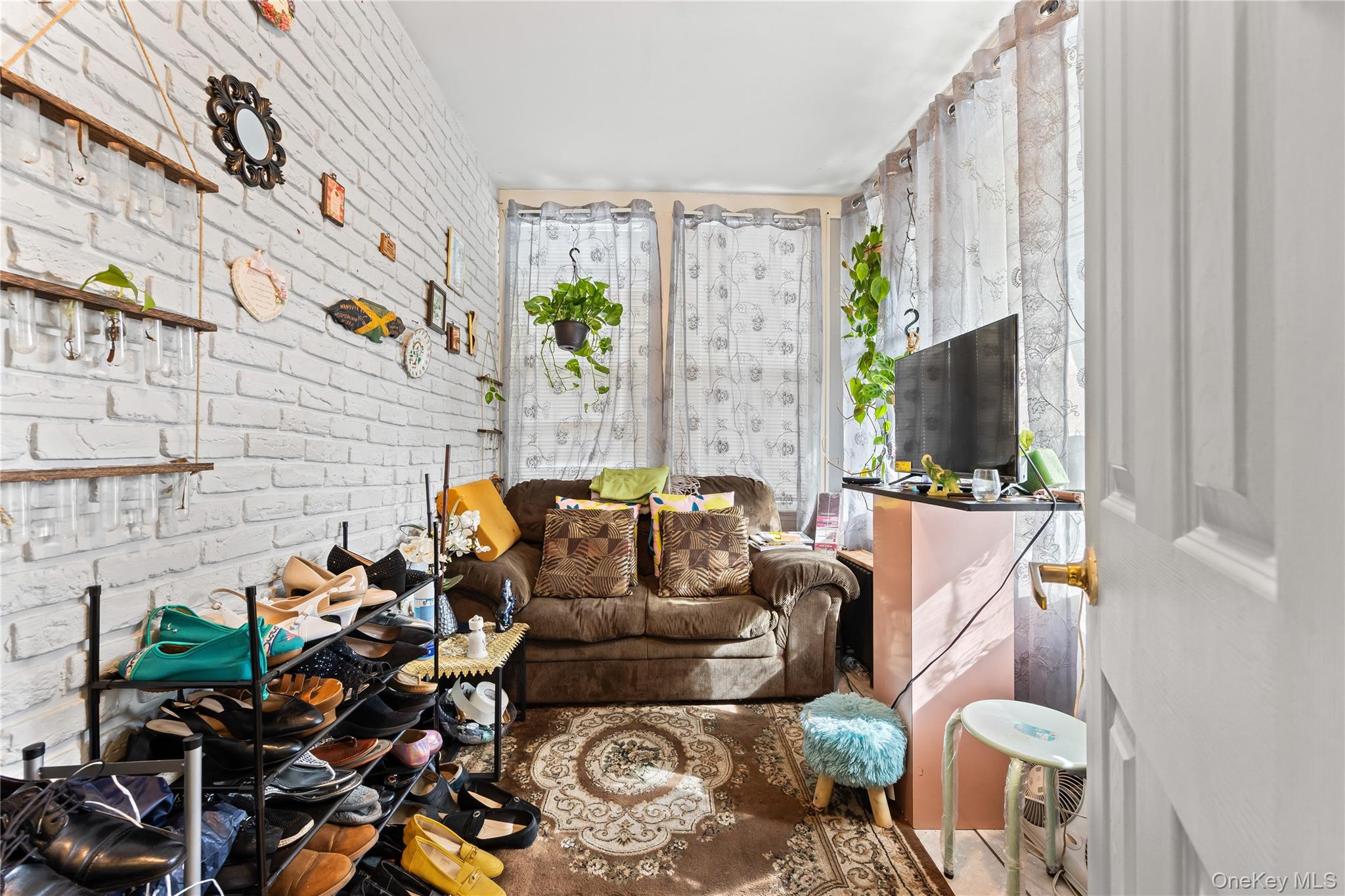 667 E 230th Street, Bronx, NY 10466