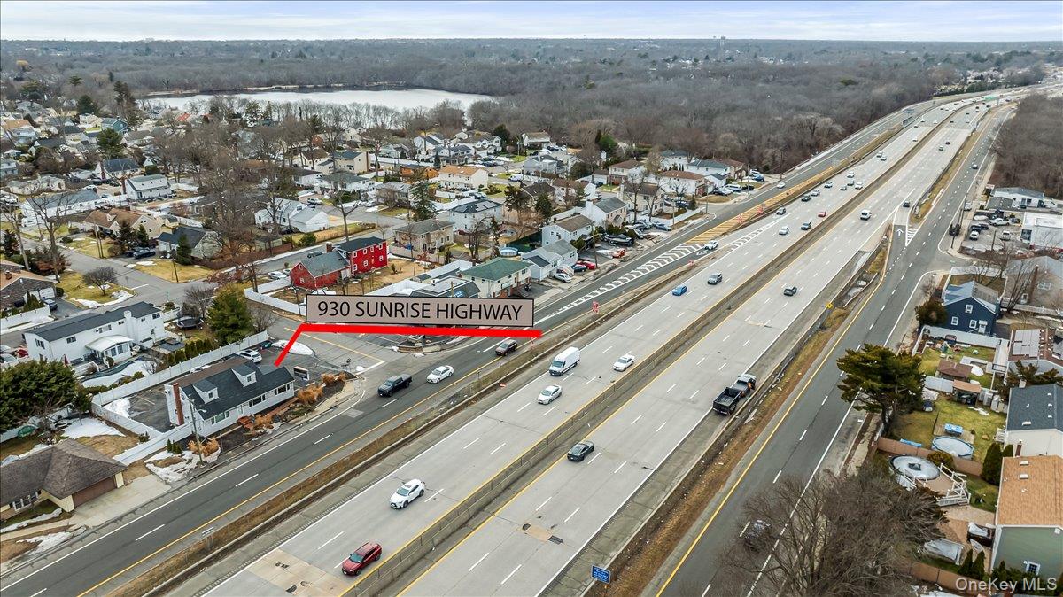 930 Sunrise Highway, North Babylon, NY 11704