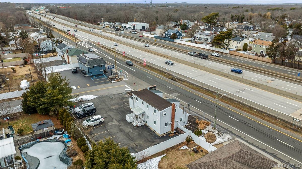 930 Sunrise Highway, North Babylon, NY 11704