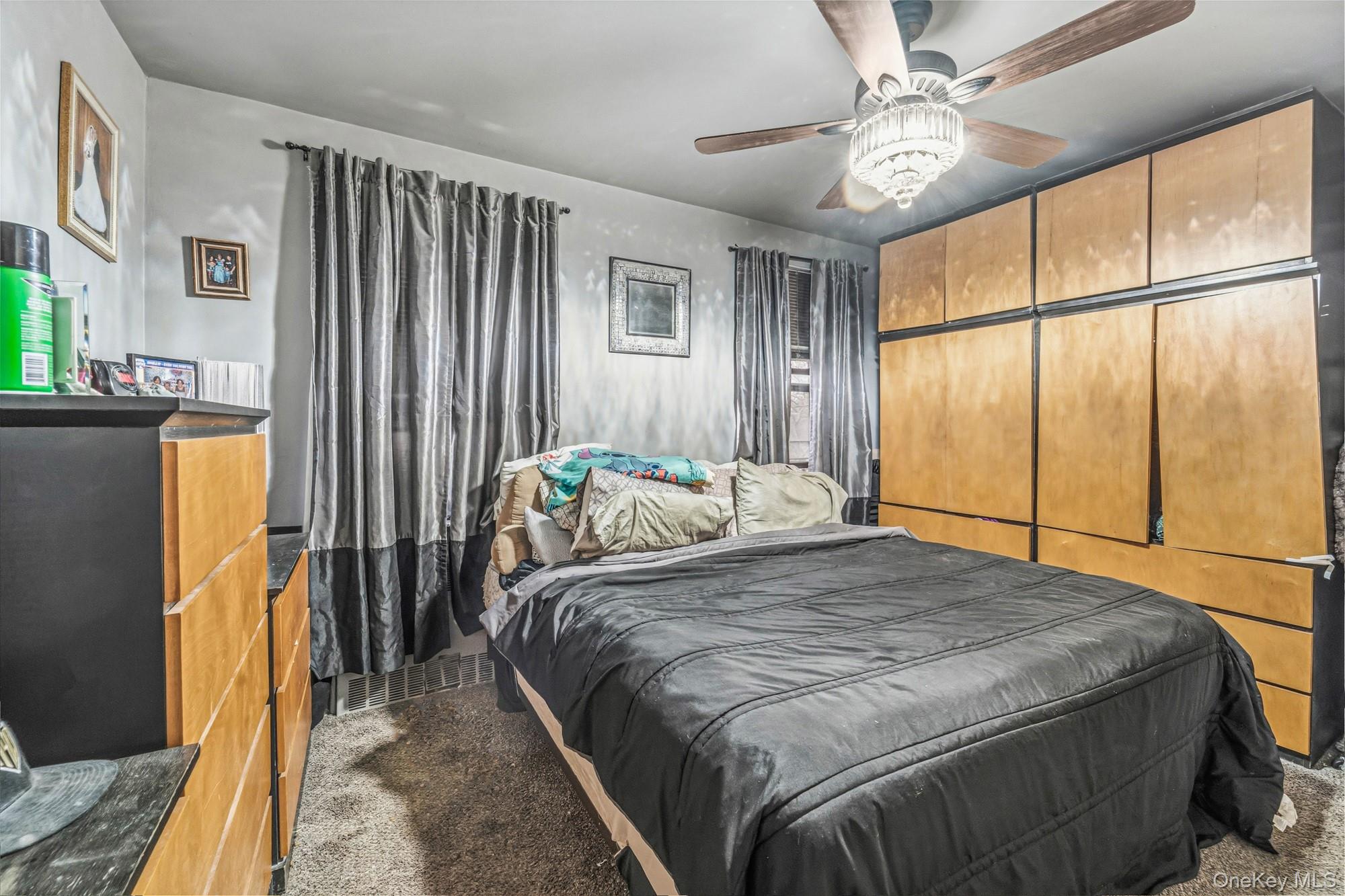 140-08 28th Road # 3B, Flushing, NY 11354