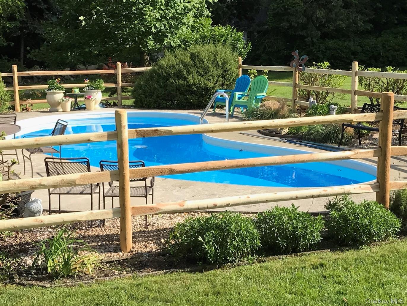 12 Greenwood Lane, Valhalla, NY 10595