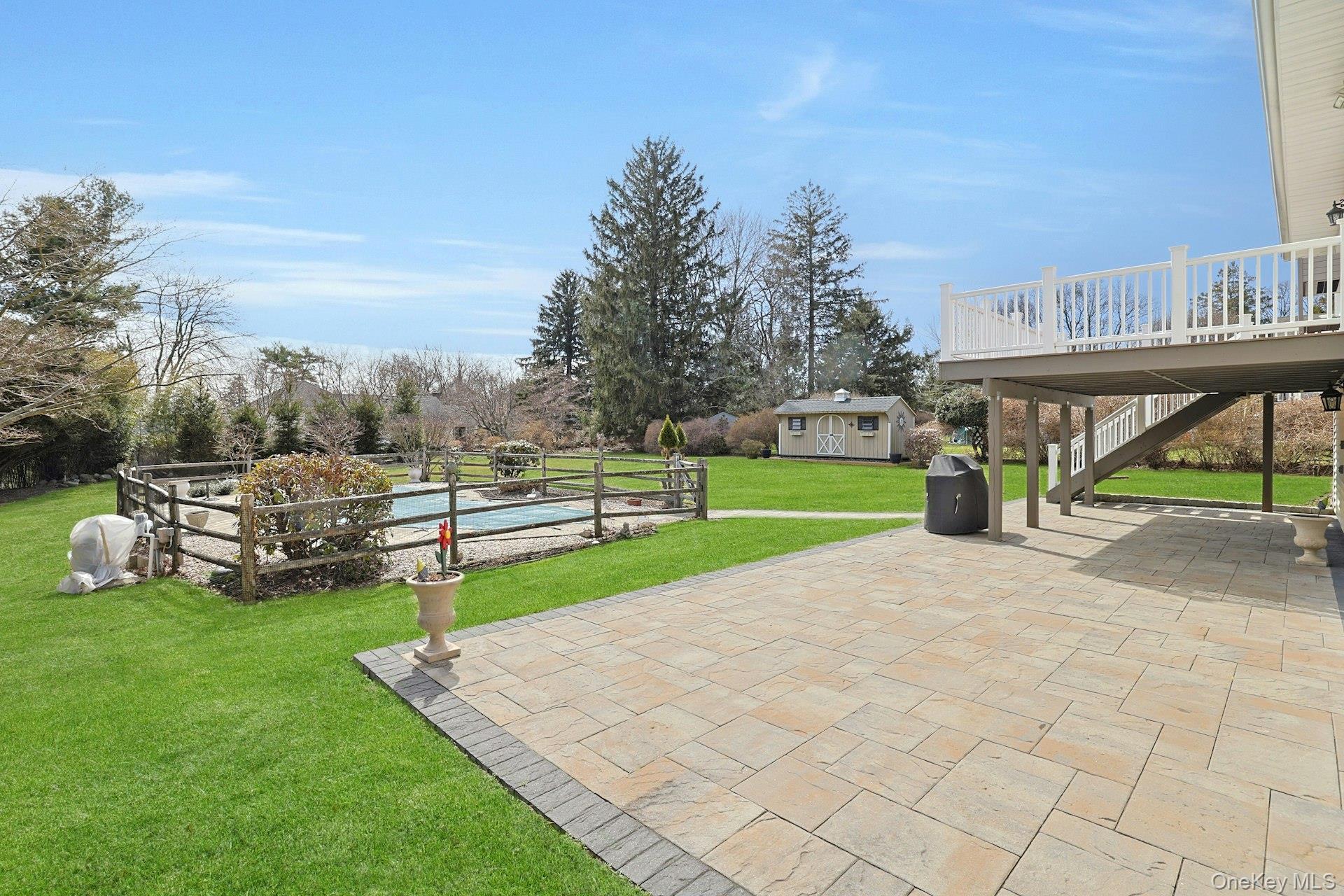 12 Greenwood Lane, Valhalla, NY 10595