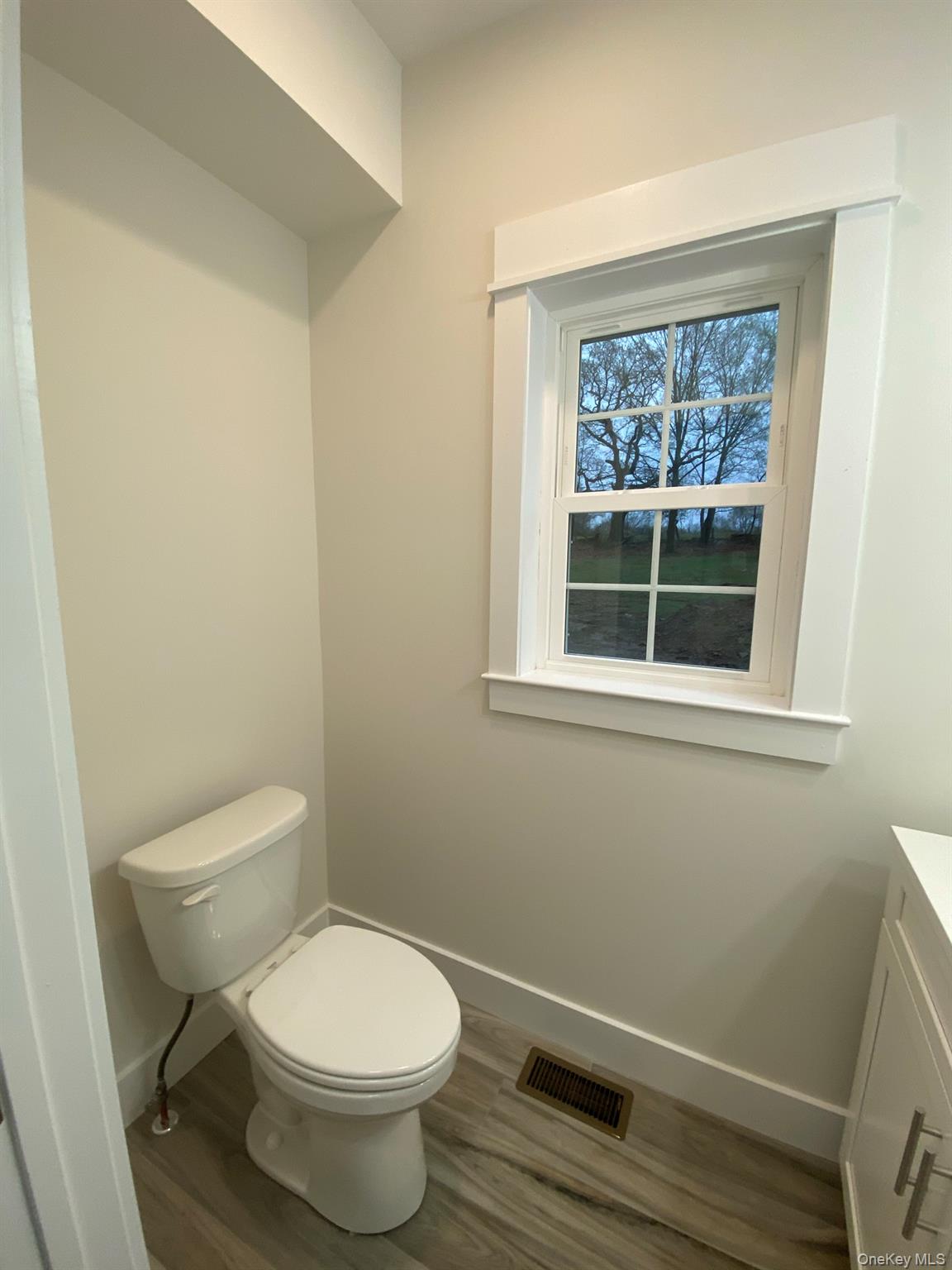 24 Sunset Lane, New Hampton, NY 10958