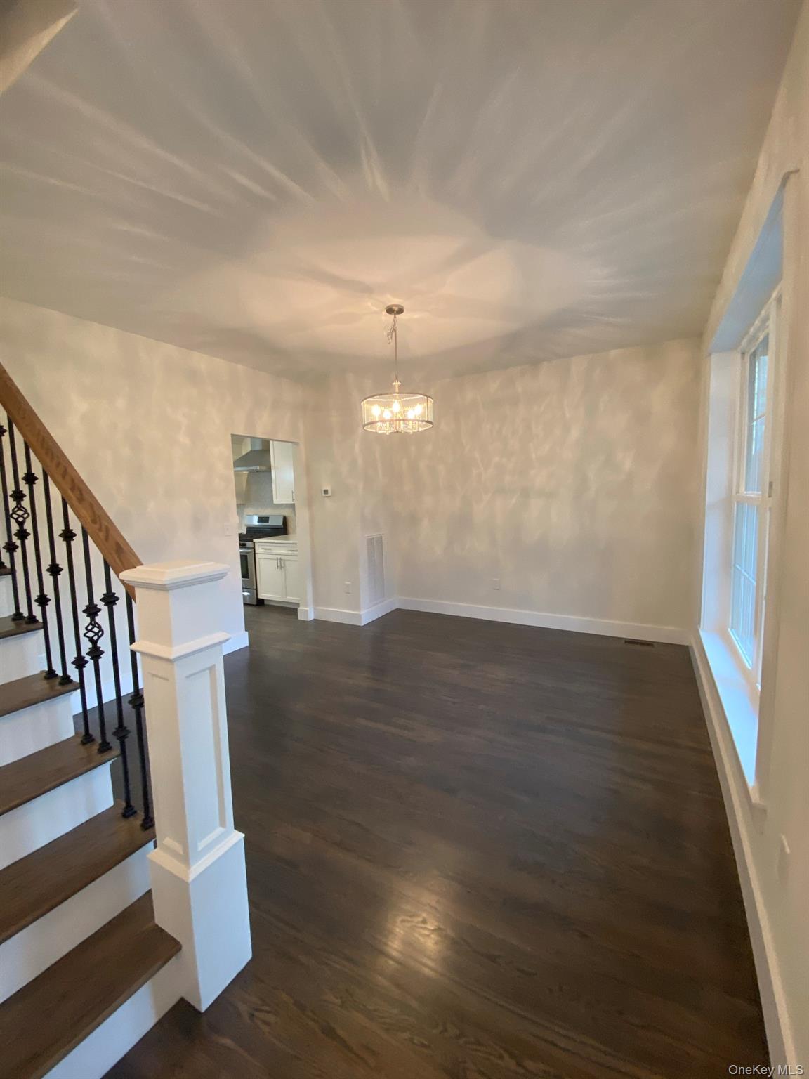 24 Sunset Lane, New Hampton, NY 10958