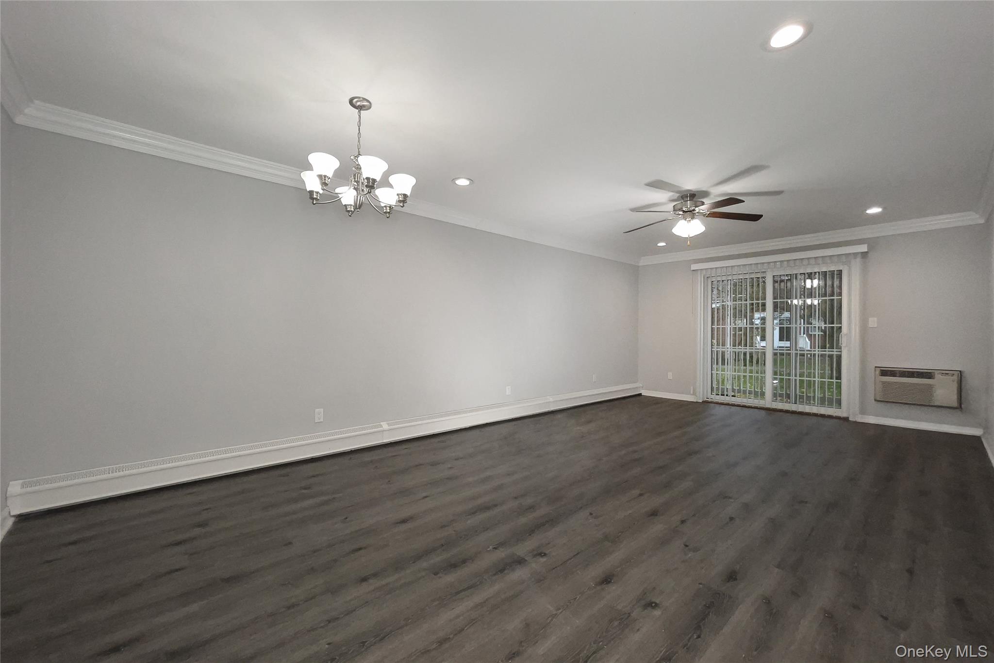 30 Westgate Drive # HD13, Bohemia, NY 11716