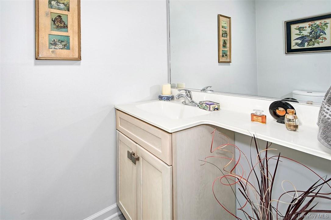 21 Douglas Circle, Rye, NY 10580