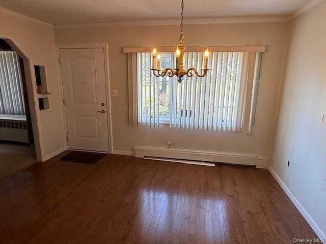 11 Arbor Street, Great Neck, NY 11021