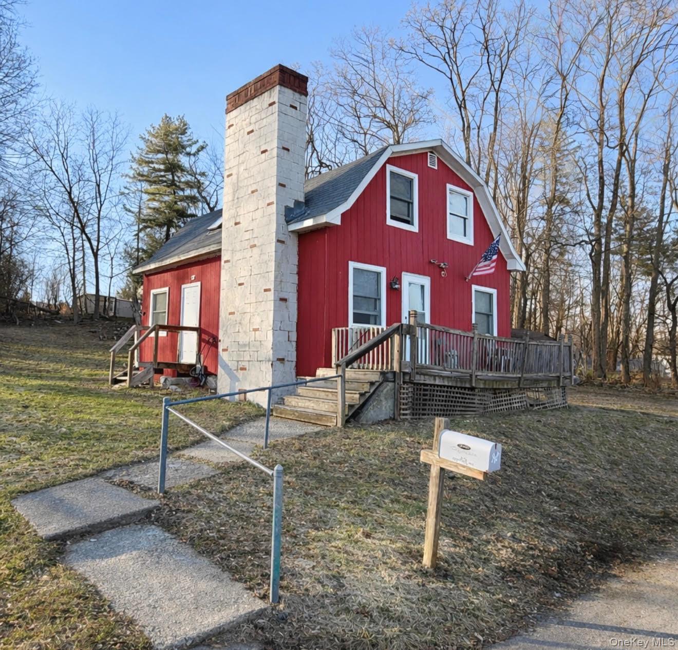 25 Pierpont Avenue, Newburgh, NY 12550