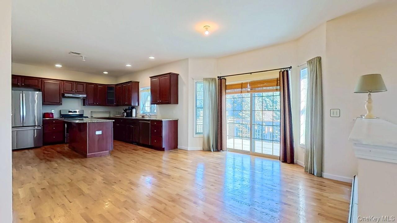 9 Prestwick Drive, Monroe, NY 10950